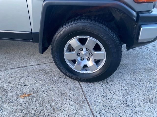 Used 2010 Toyota FJ Cruiser 4WD image 23