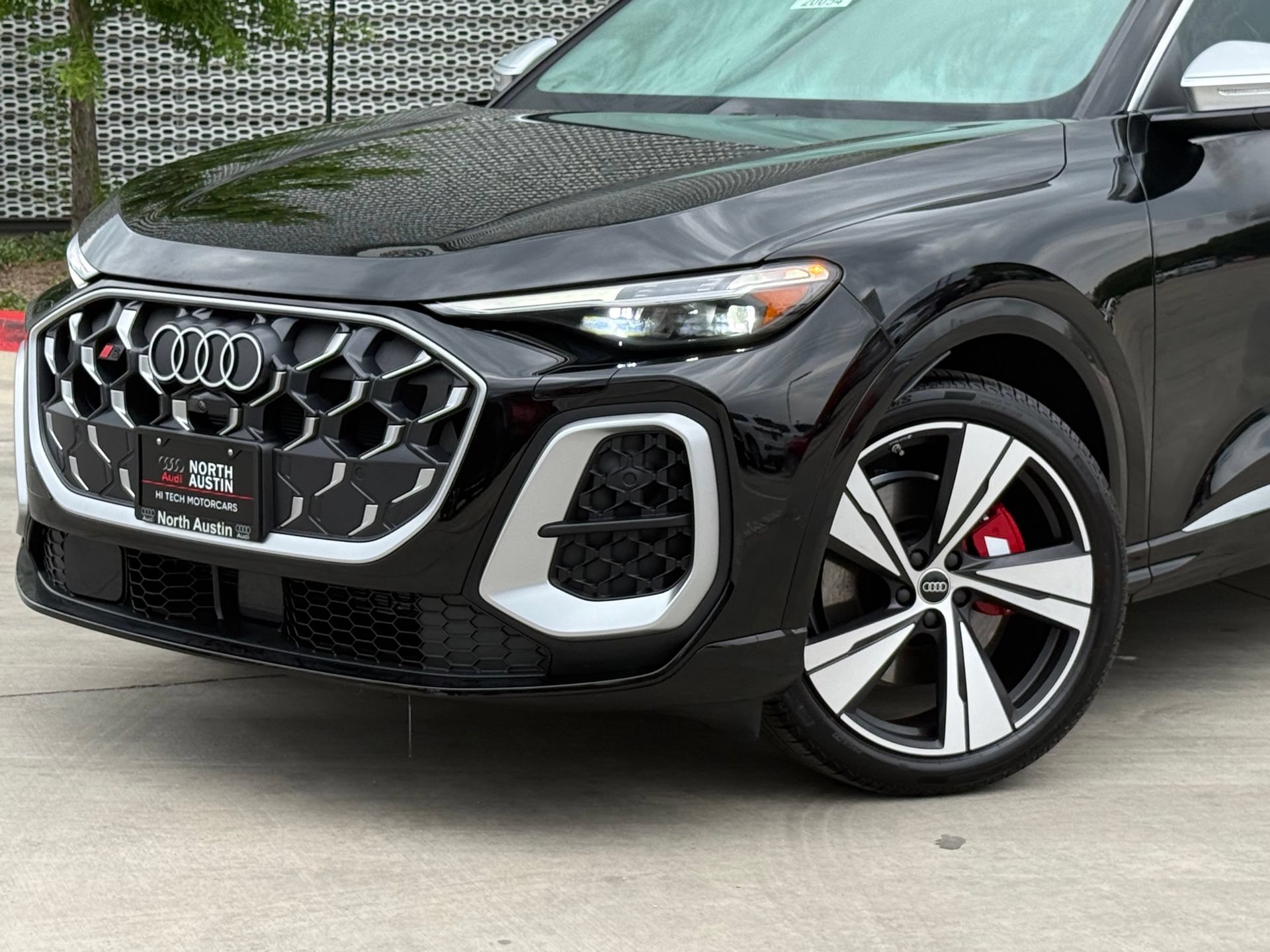 New 2026 Audi SQ5 Prestige AWD/4WD image 3