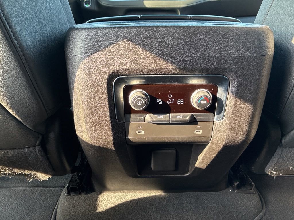 Used 2024 Chevrolet Tahoe LT image 19