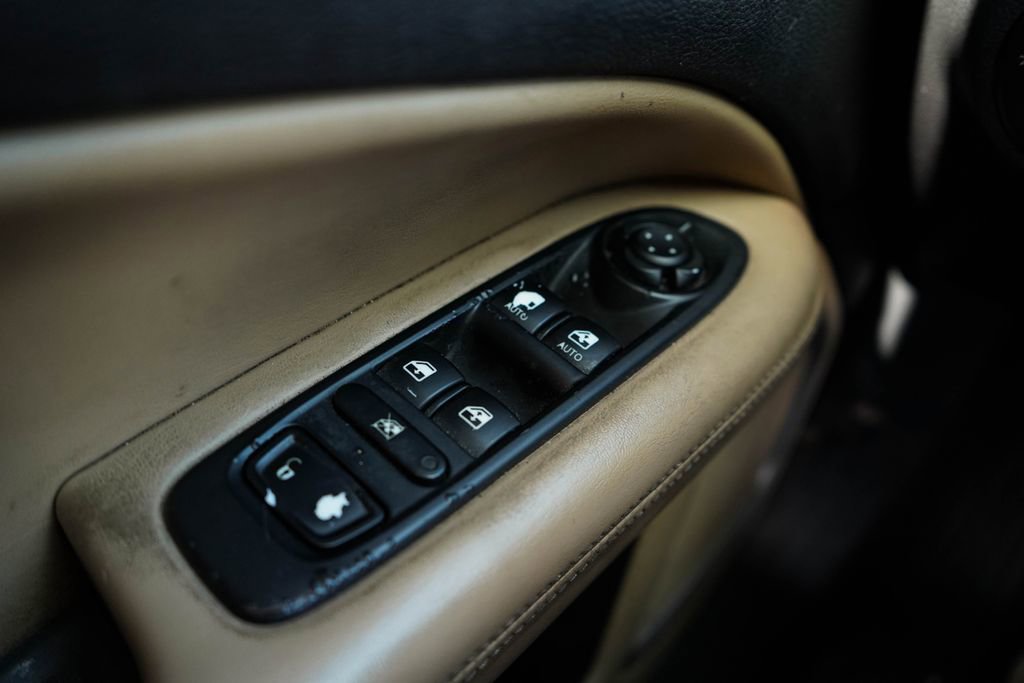 Used 2018 Jeep Compass Sport FWD image 30
