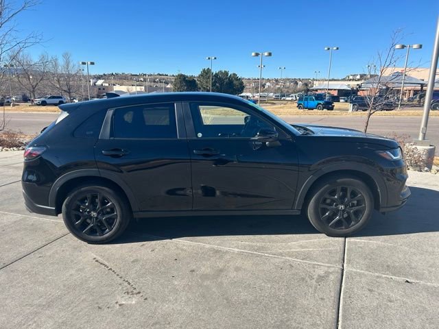 Used 2025 Honda HR-V Sport image 9
