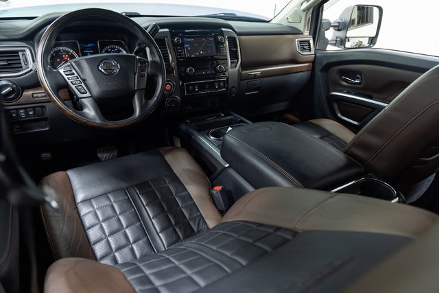 Used 2017 Nissan Titan Platinum Reserve image 17
