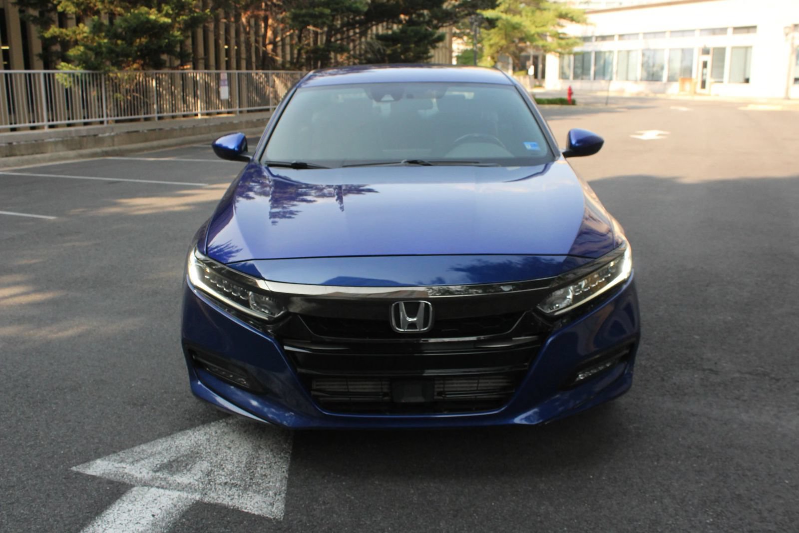 Used 2020 Honda Accord Sport image 3