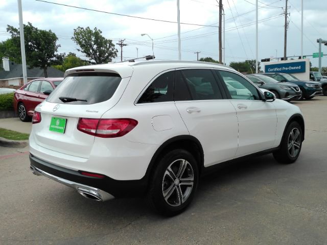 Used 2017 Mercedes-Benz GLC 300 4MATIC w/ Premium 1 Package image 8