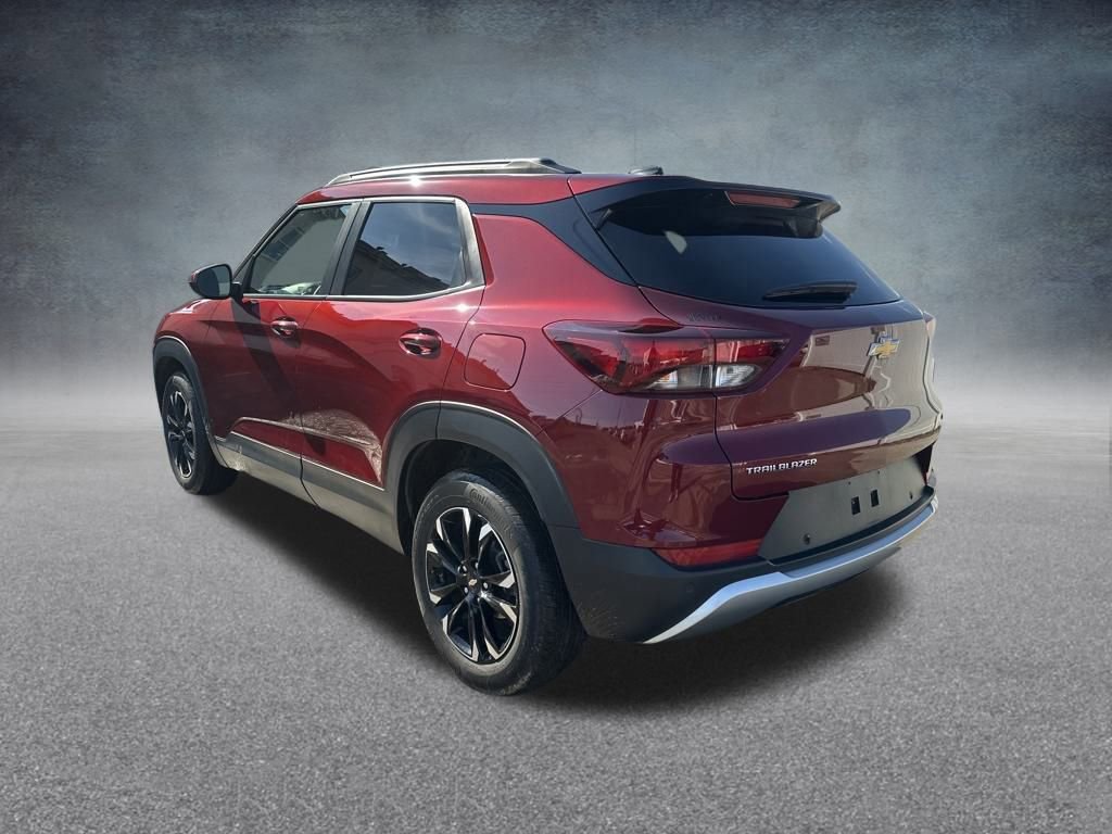 Used 2023 Chevrolet TrailBlazer LT w/ Convenience Package image 4