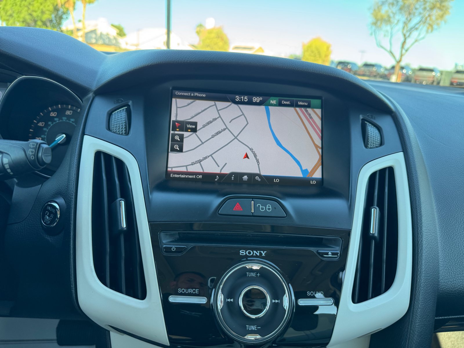 Used 2013 Ford Focus Titanium FWD image 28