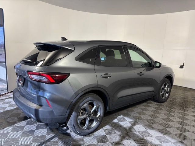 Used 2025 Ford Escape ST-Line Select AWD/4WD image 6
