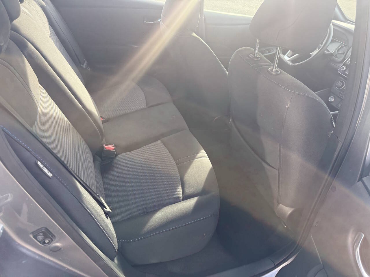 Used 2022 Nissan Leaf S FWD image 16