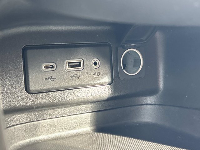Used 2019 Chevrolet Equinox LT FWD image 36