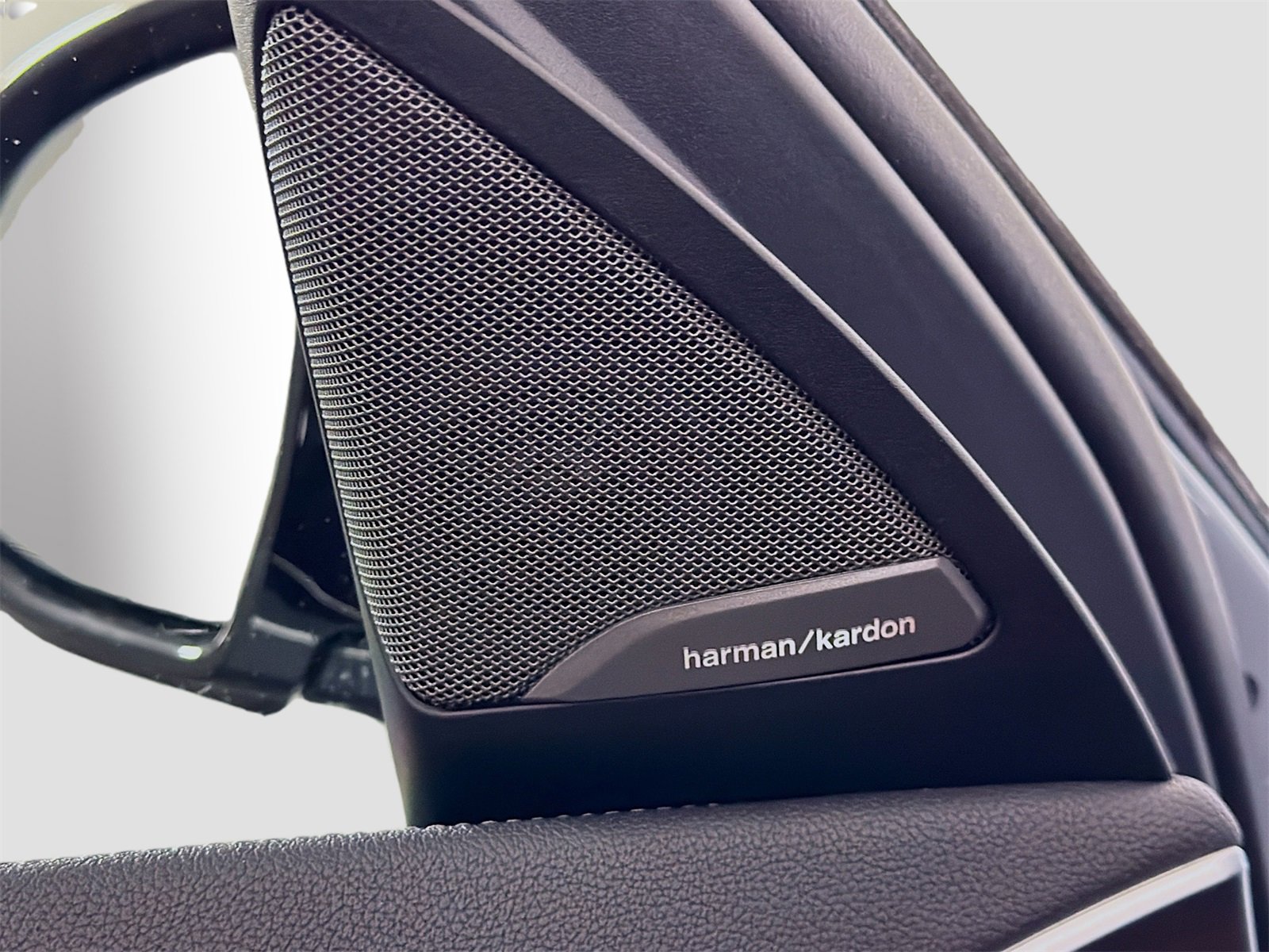 Used 2024 BMW X4 M w/ Competition Package image 22