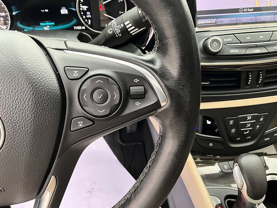 Used 2019 Buick Envision Premium AWD/4WD image 32