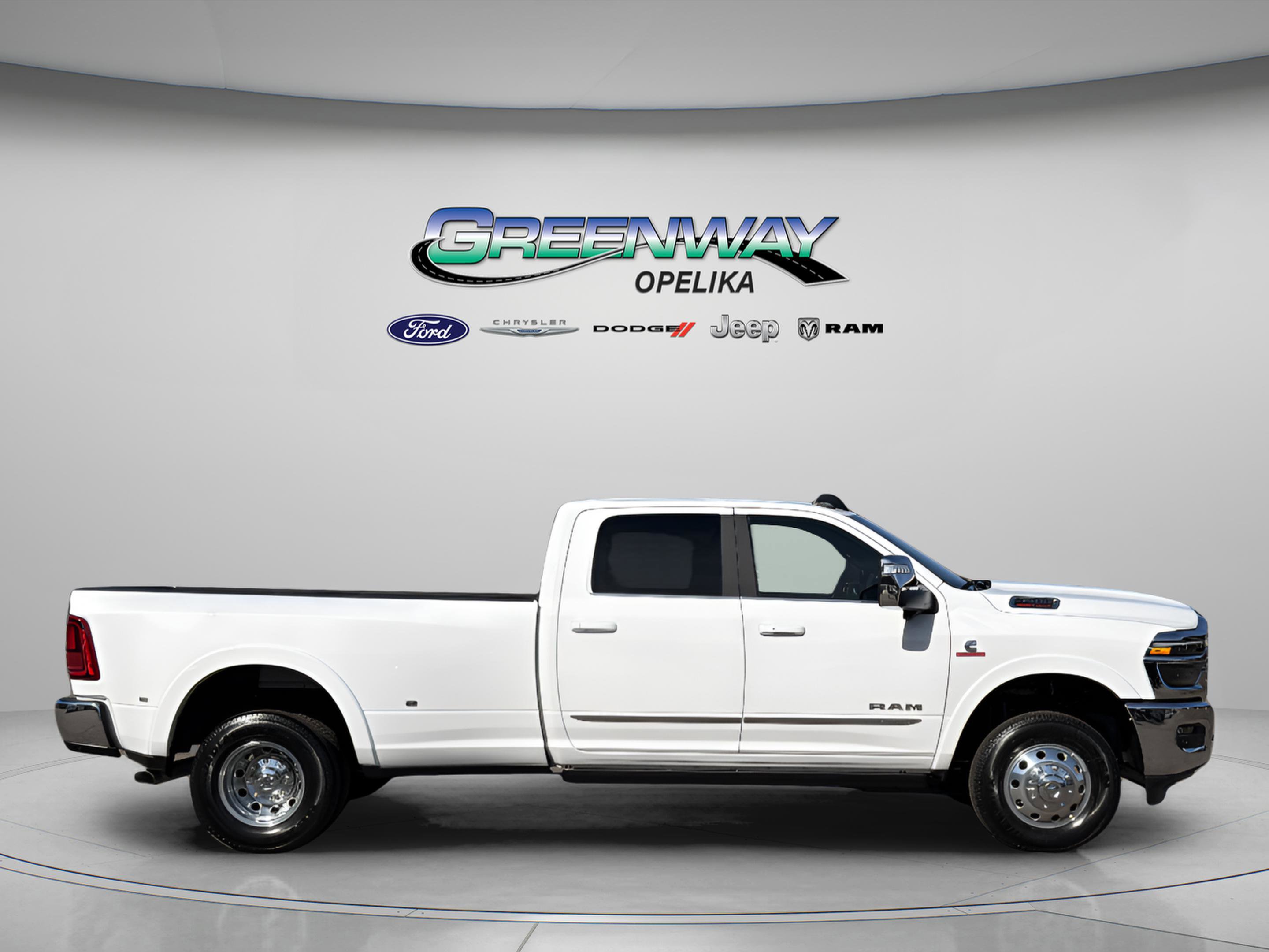 New 2026 RAM 3500 Limited image 8