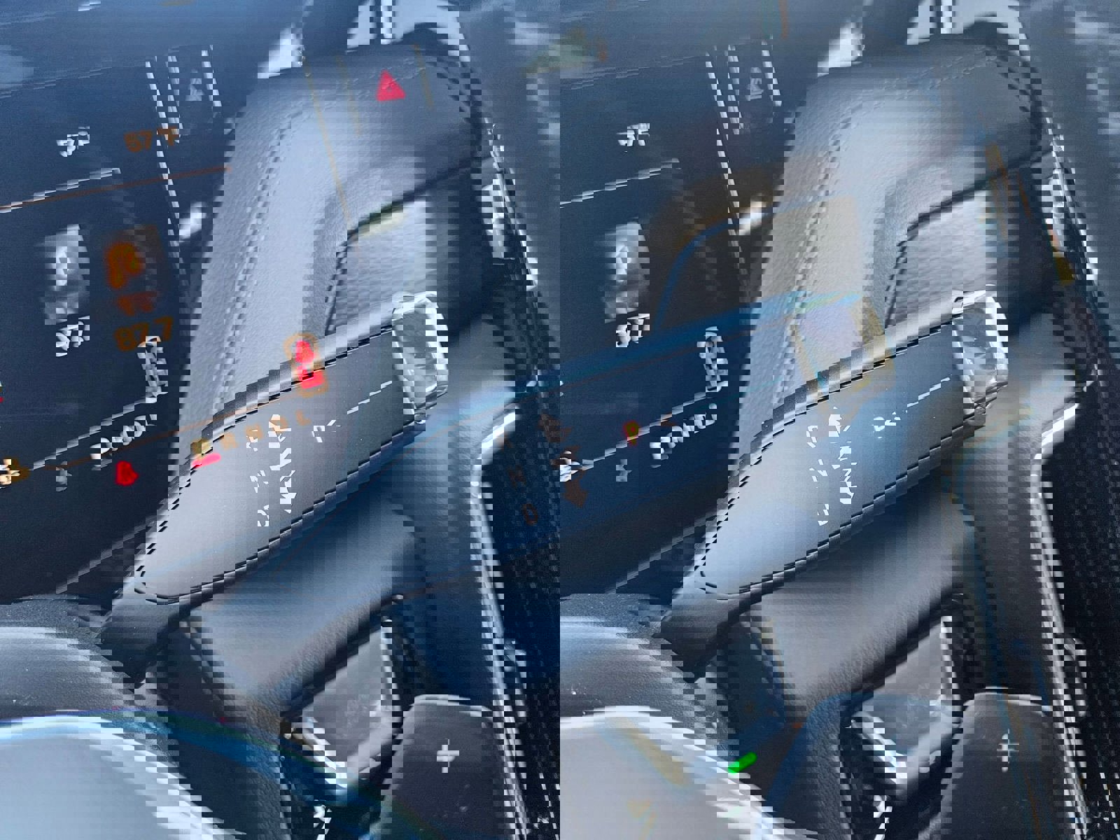 New 2026 GMC Yukon XL Denali w/ Sun & Power Step Package image 20