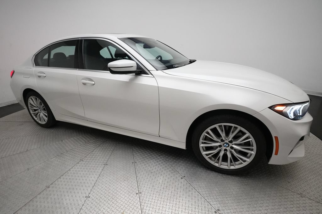 Used 2024 BMW 330i xDrive Sedan AWD/4WD image 36