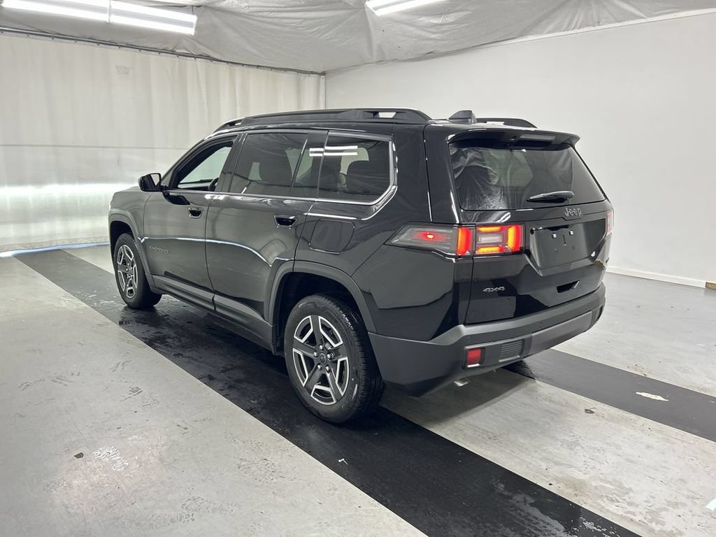 Used 2026 Jeep Cherokee Limited AWD/4WD image 7