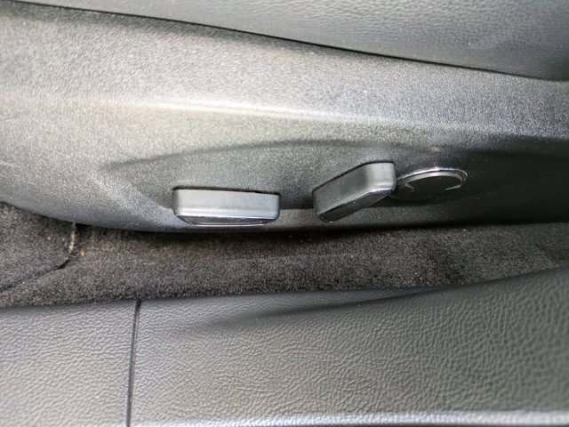 Certified 2018 Ford Fusion Energi SE image 20