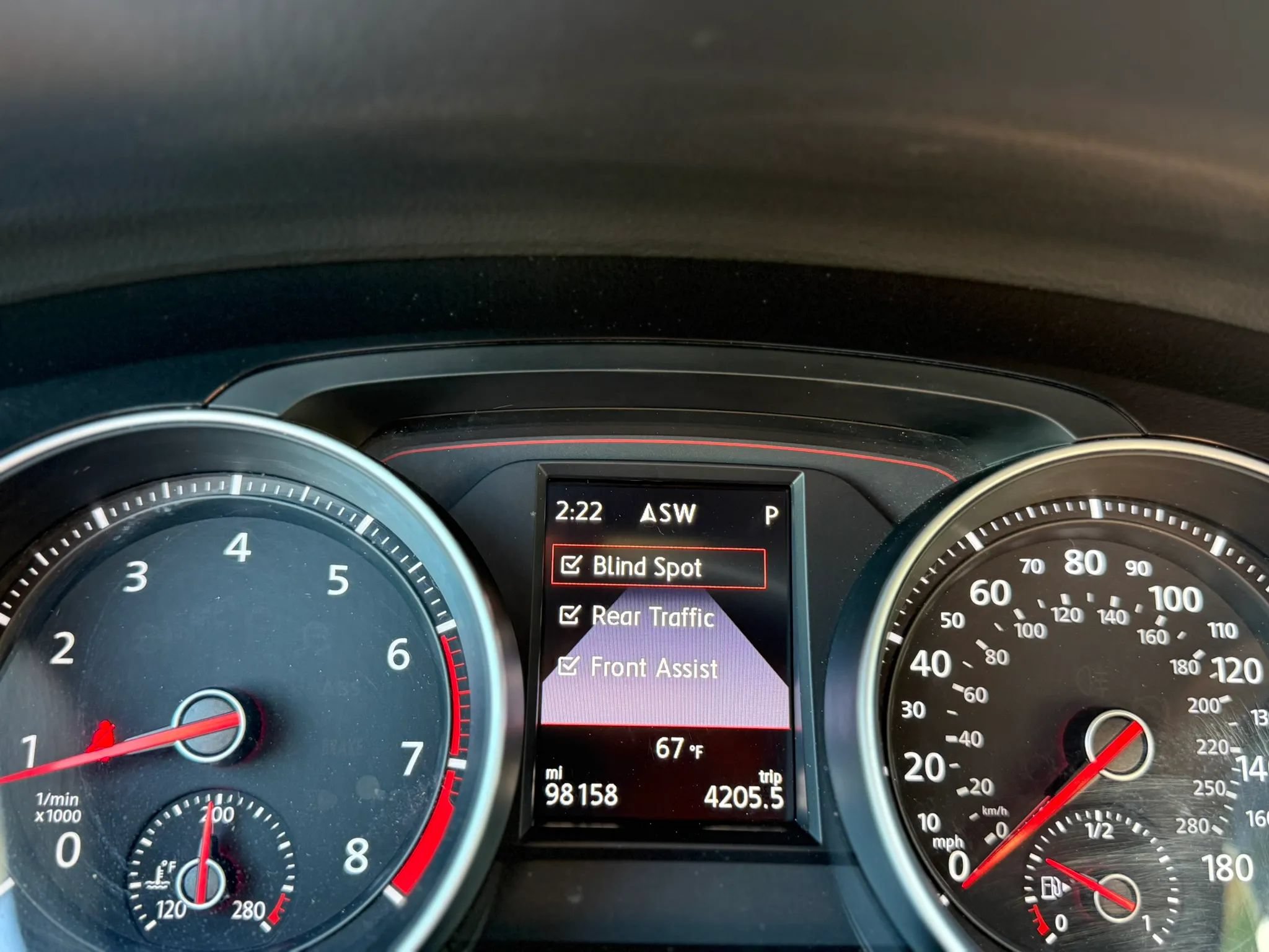 Used 2021 Volkswagen GTI SE FWD image 28