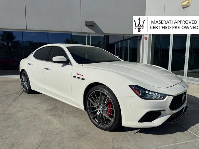 Certified 2022 Maserati Ghibli Modena Q4 AWD/4WD image 1