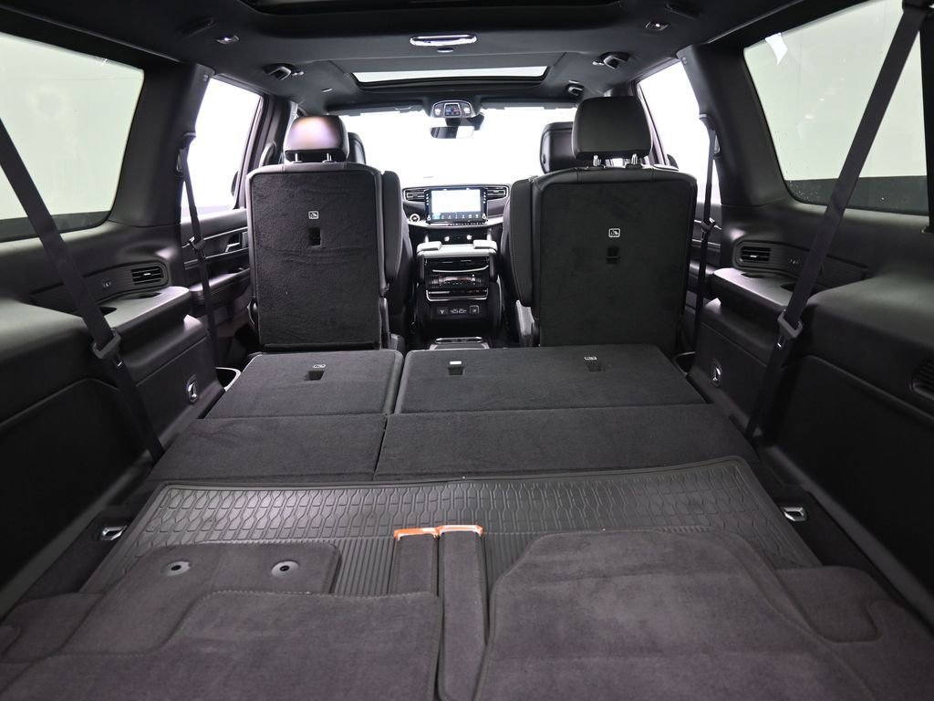New 2026 Jeep Grand Wagoneer L Limited w/ Premium Group II image 16