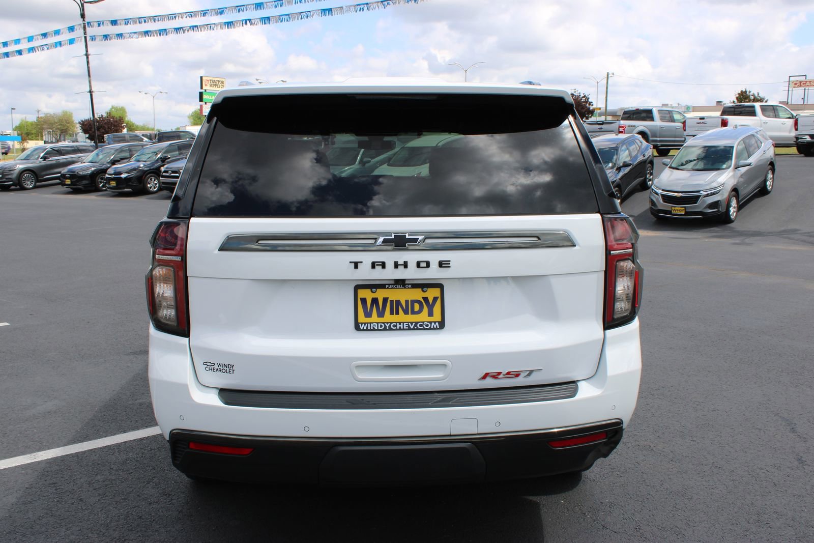 Used 2022 Chevrolet Tahoe RST w/ Luxury Package AWD/4WD image 7