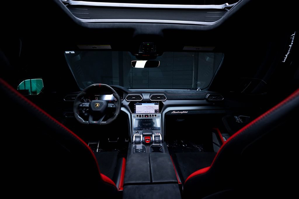 Used 2024 Lamborghini Urus Performante AWD/4WD image 78