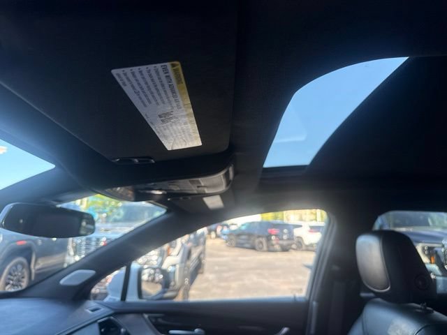 Used 2023 Cadillac XT5 Premium Luxury w/ LPO, Floor Liner Package AWD/4WD image 19