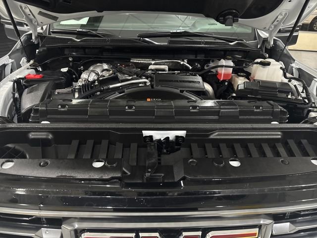 Used 2025 GMC Sierra 2500 AT4 image 24