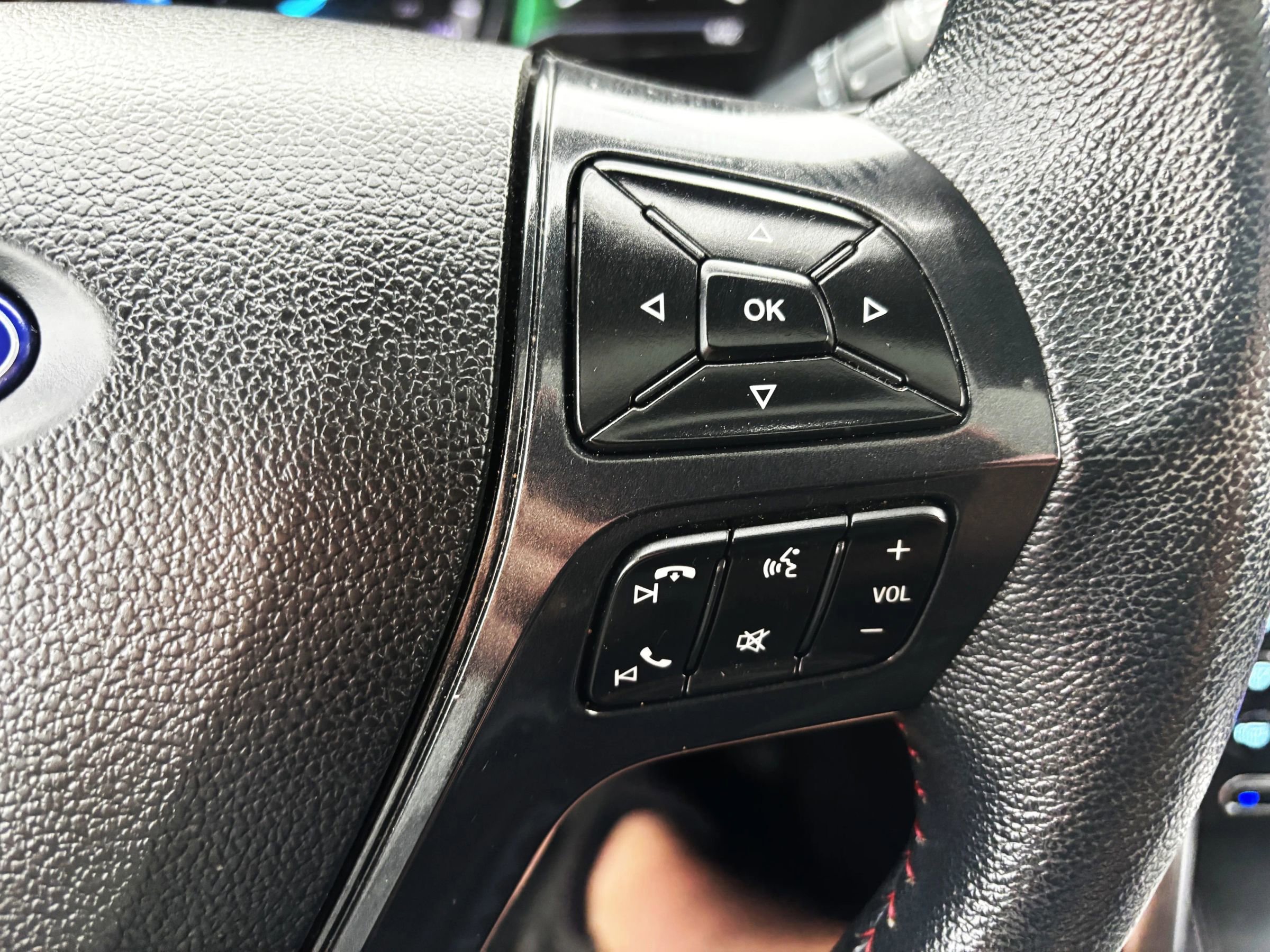 Used 2018 Ford Explorer Sport w/ Equipment Group 401A AWD/4WD image 22