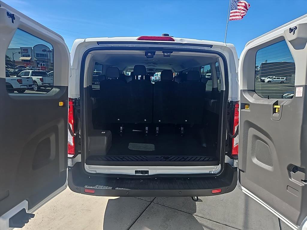 Used 2024 Ford Transit 350 XLT image 8
