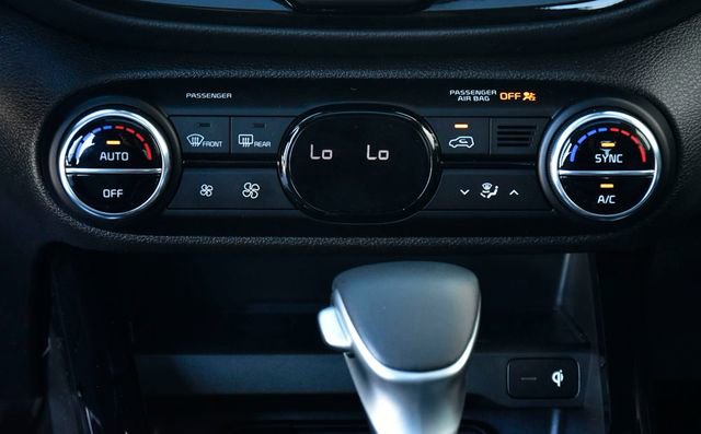 Certified 2025 Kia Soul EX image 21