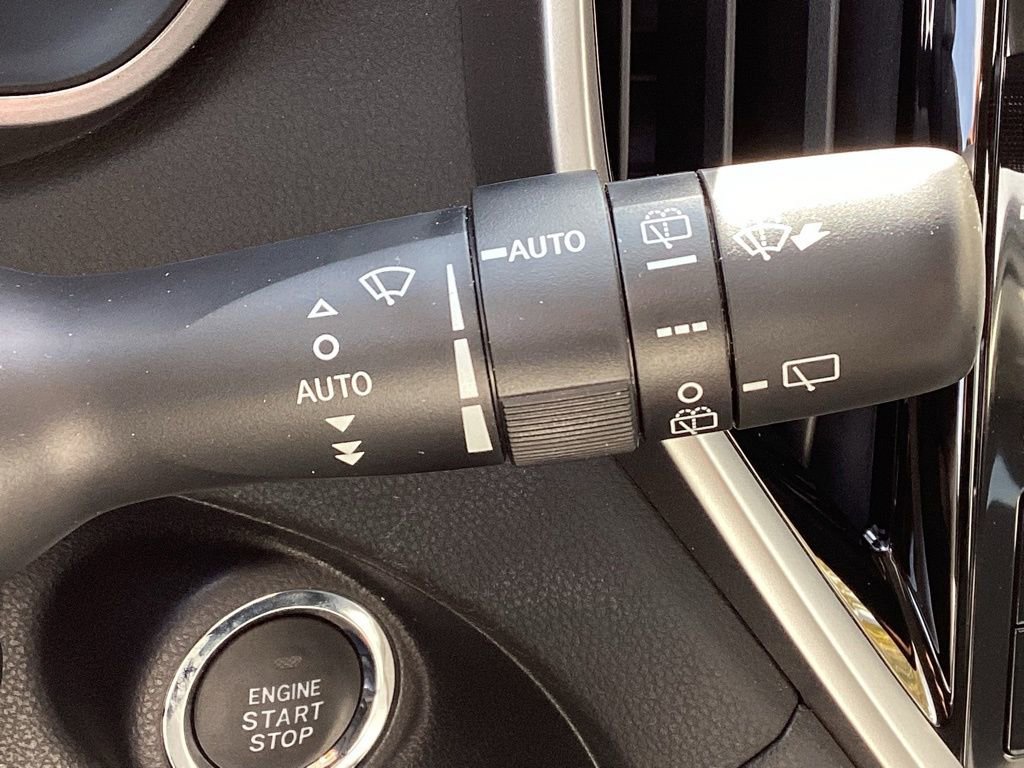 Used 2025 Subaru Ascent Touring image 32