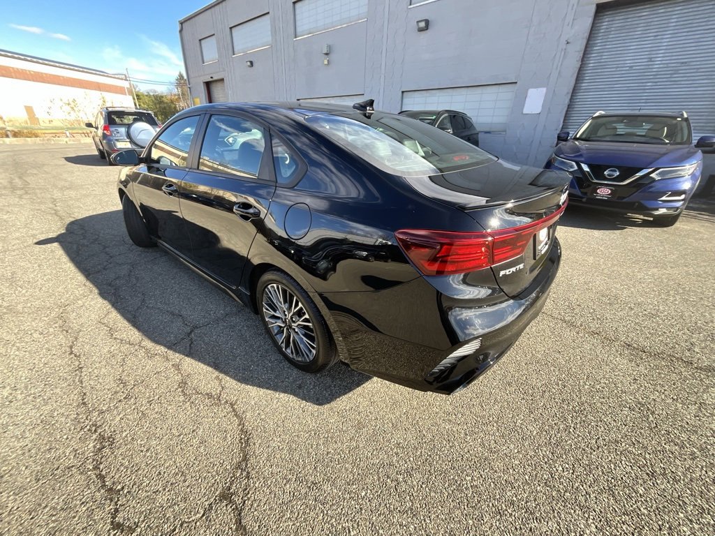 Used 2023 Kia Forte GT-Line image 4