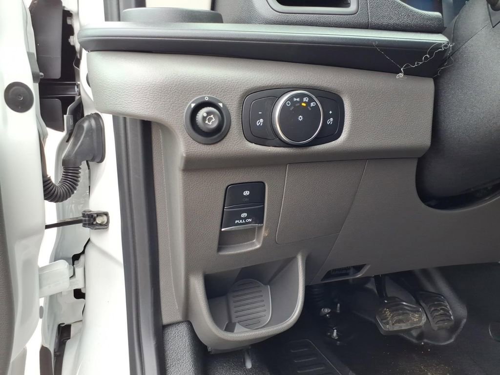 New 2026 Ford Transit 150 Low Roof RWD image 15