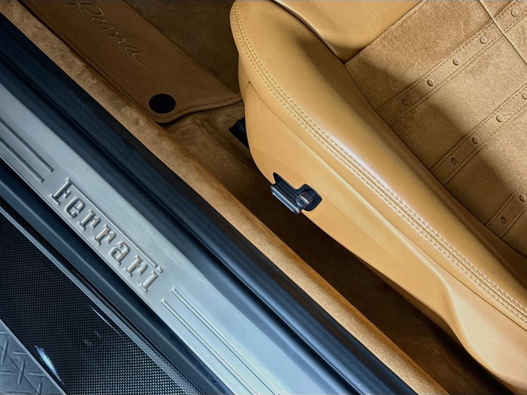 Certified 2024 Ferrari Roma RWD image 21