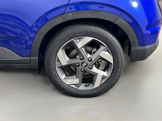 Used 2025 Hyundai Venue SEL FWD image 34