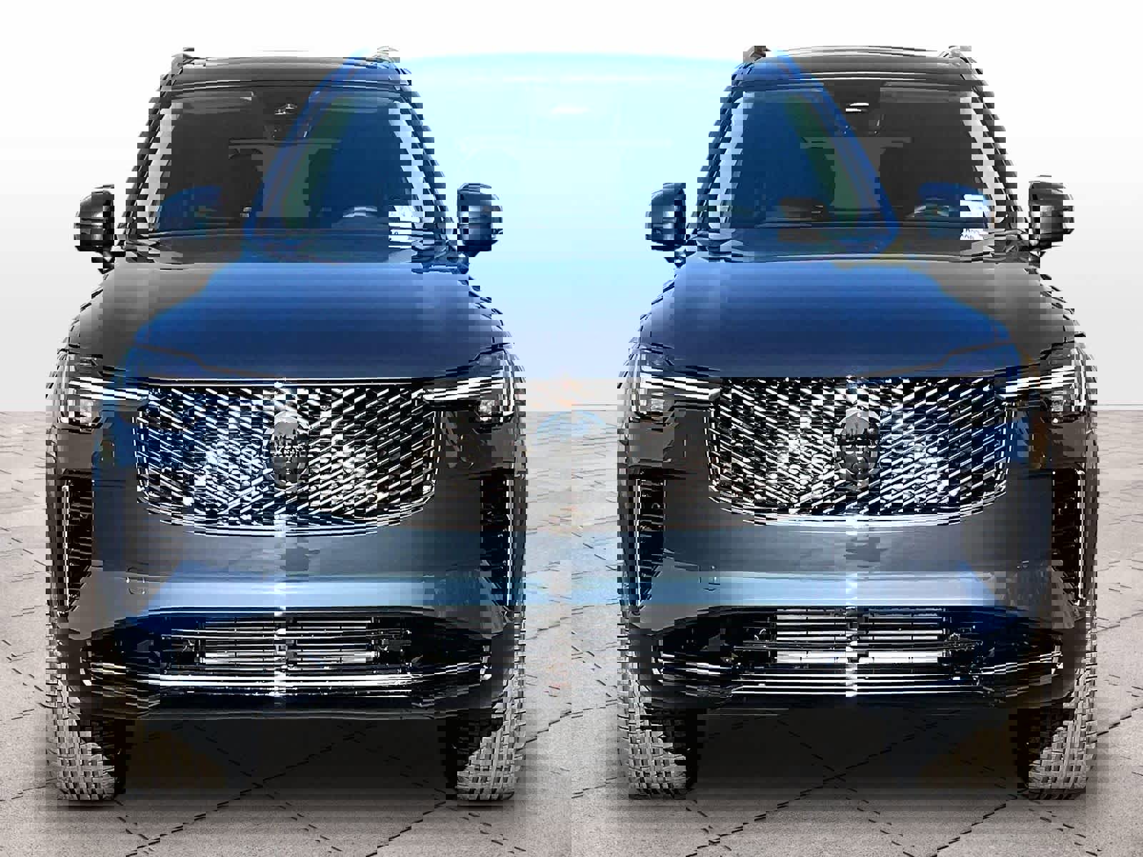 New 2026 Volvo XC90 T8 Plus w/ Protection Package image 5