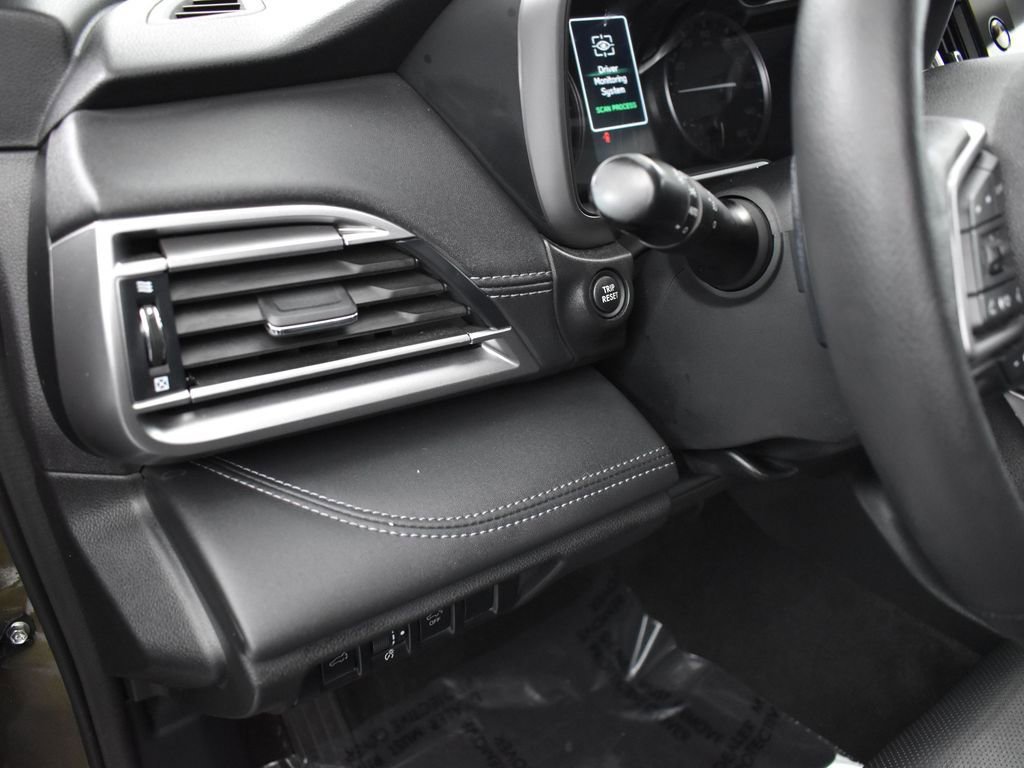 Used 2023 Subaru Outback Limited image 11