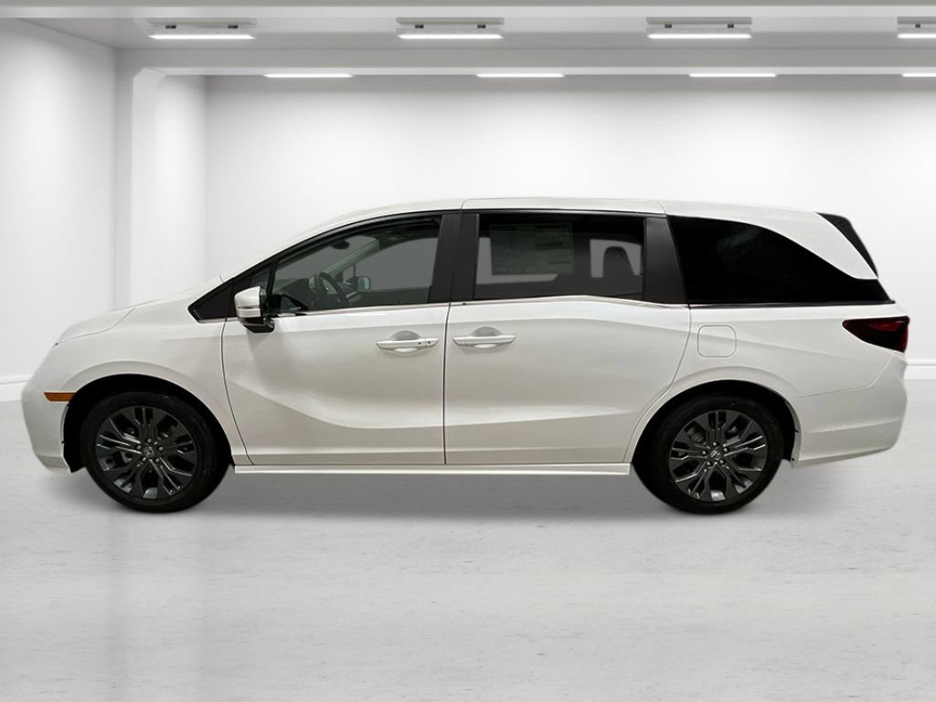 New 2026 Honda Odyssey Touring image 2