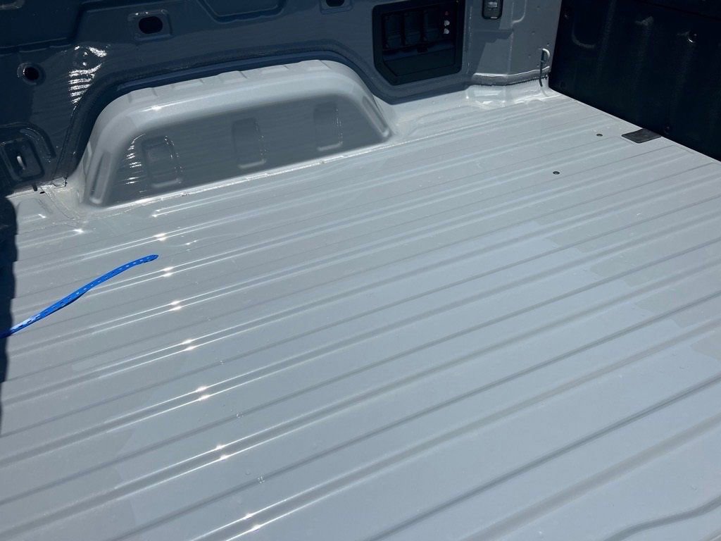 New 2025 Chevrolet Silverado EV LT image 17