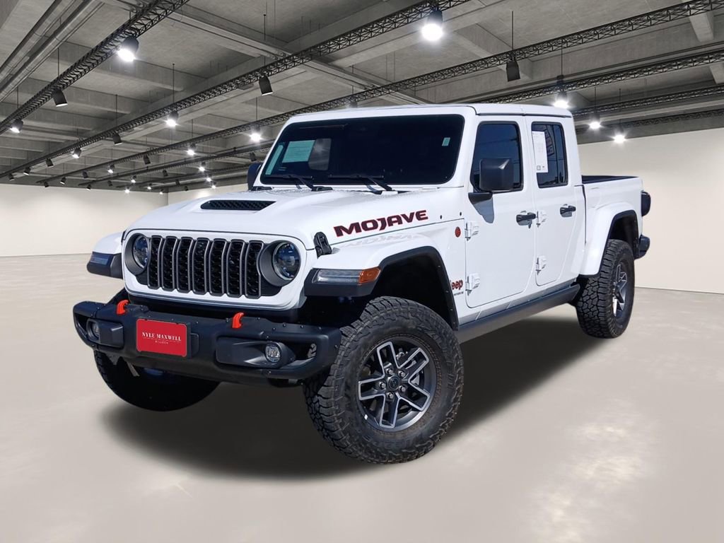 Used 2025 Jeep Gladiator Mojave AWD/4WD image 1
