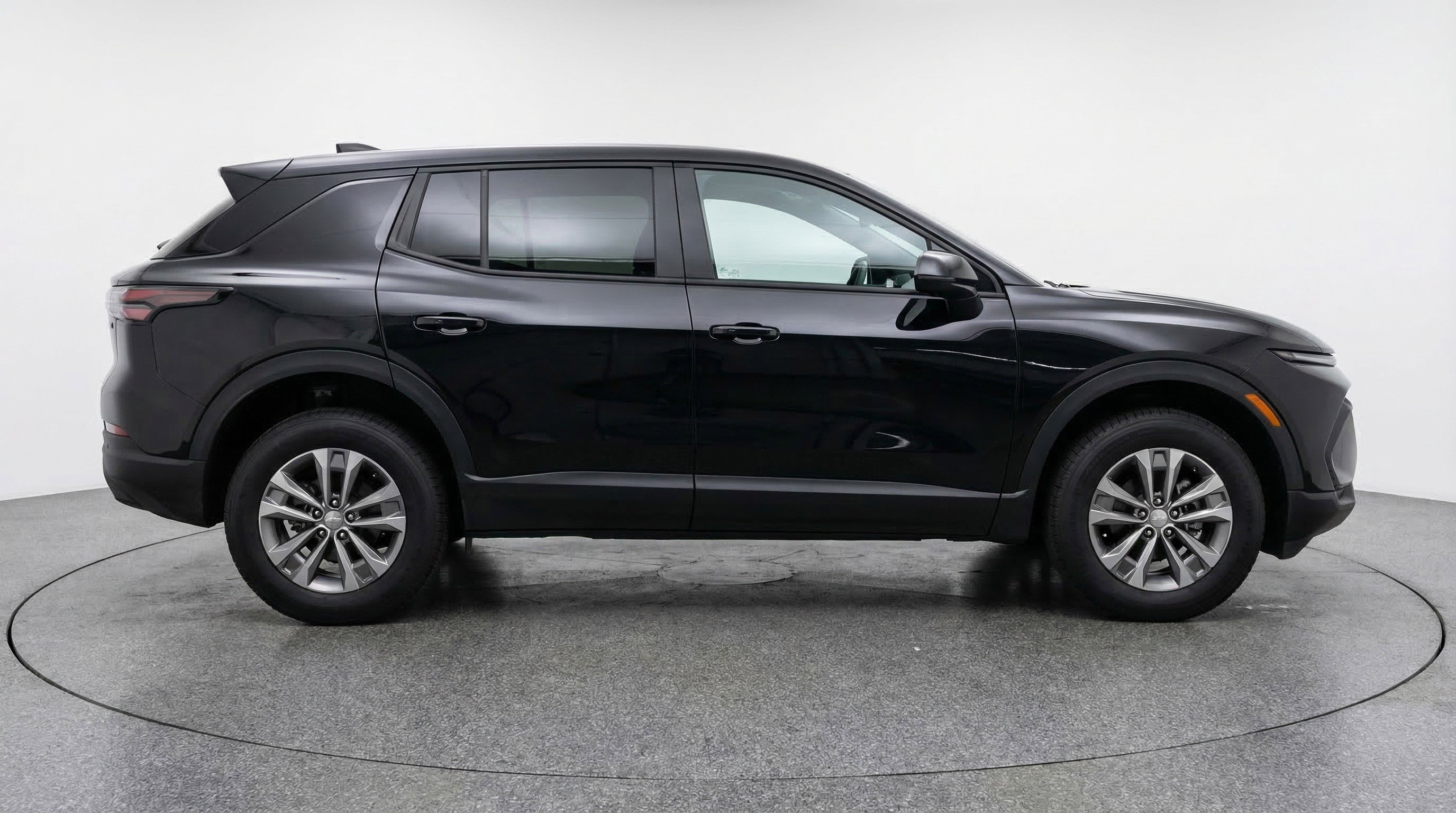Used 2025 Chevrolet Equinox LT FWD image 11