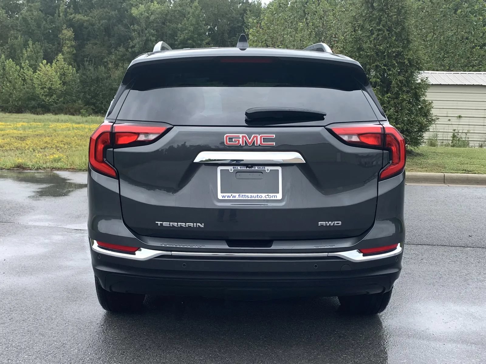 Used 2021 GMC Terrain SLT w/ Infotainment Package II AWD/4WD image 6