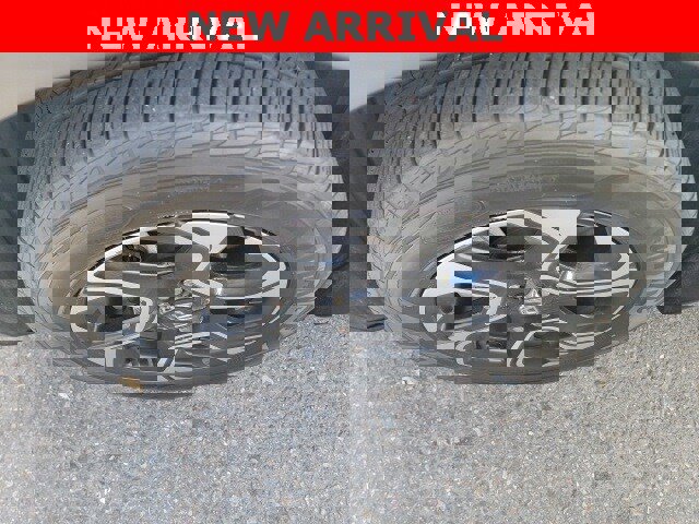 Used 2018 Honda CR-V Touring image 8