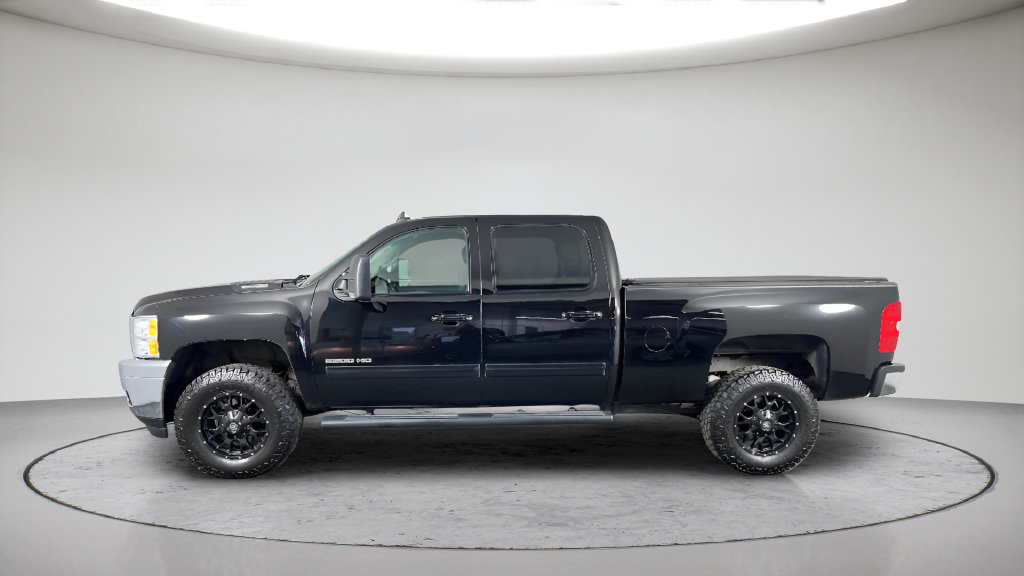 Used 2013 Chevrolet Silverado 2500 LTZ AWD/4WD image 12