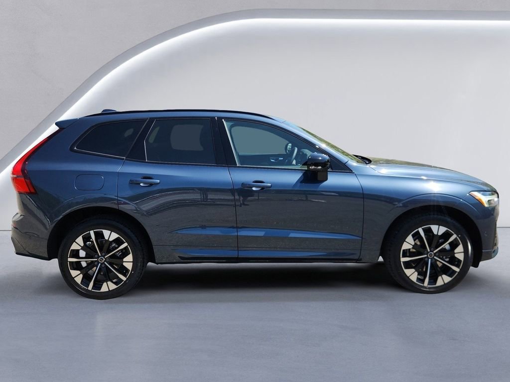 New 2026 Volvo XC60 B5 Plus w/ Protection Package Premier AWD/4WD image 3