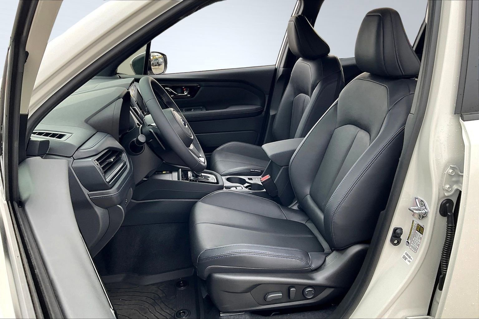 New 2025 Subaru Forester Limited image 9