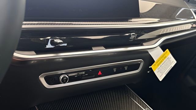 Used 2026 BMW X7 M60i image 80