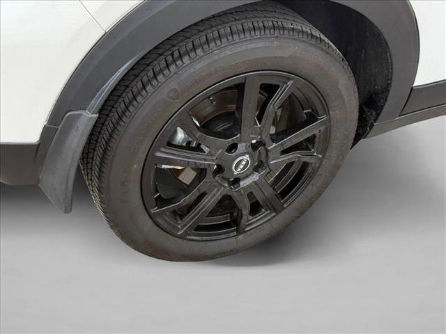 Used 2024 Nissan Kicks SR w/ SR Premium Package FWD image 8