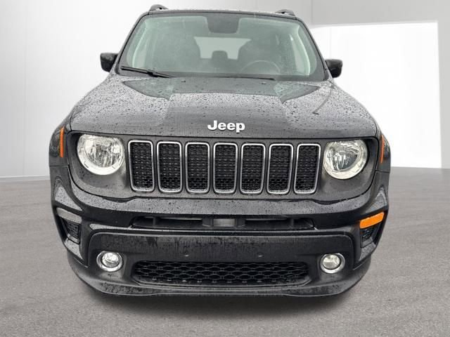 Used 2020 Jeep Renegade Latitude w/ Cold Weather Group image 10