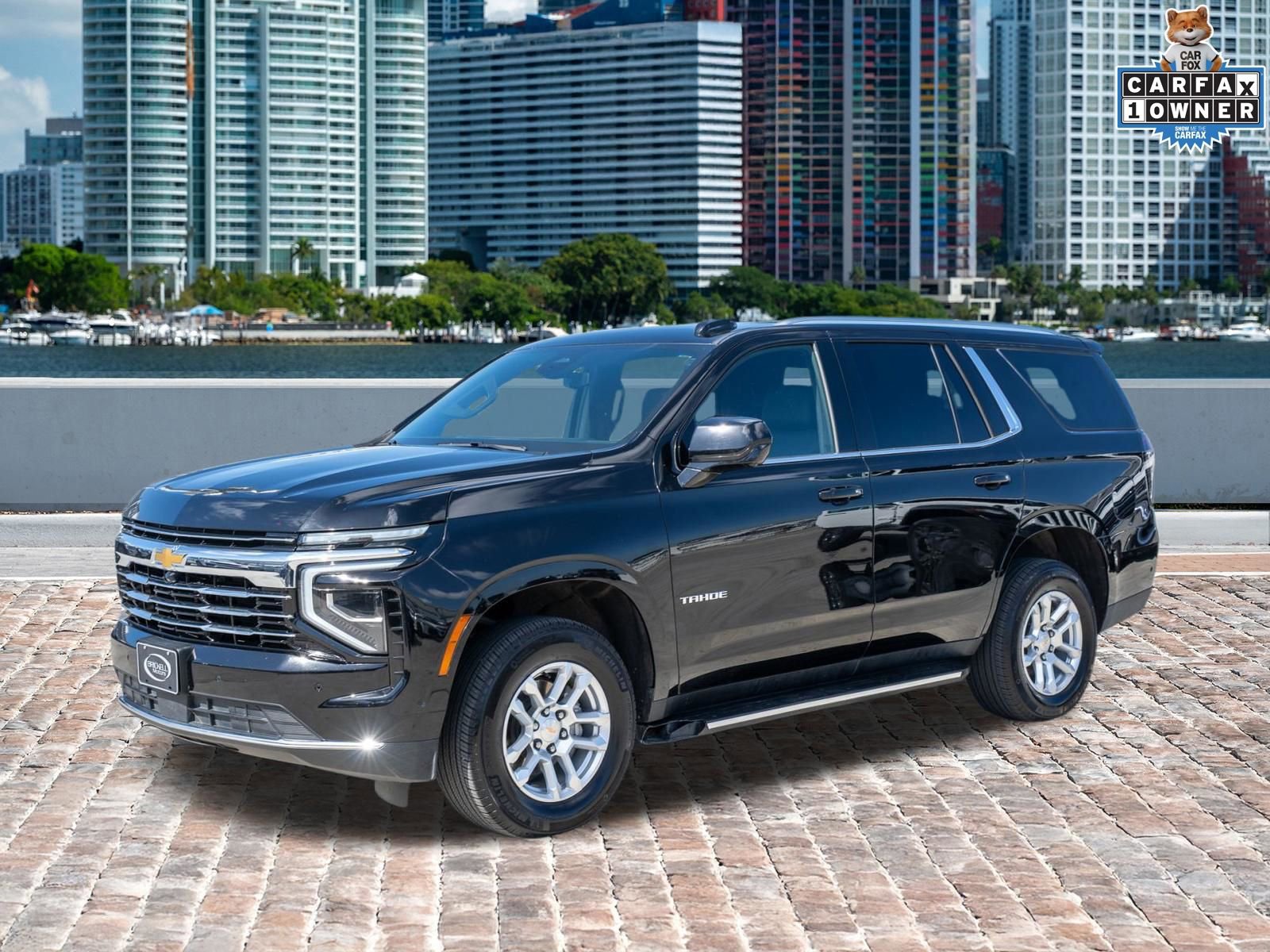 Used 2025 Chevrolet Tahoe LT image 1